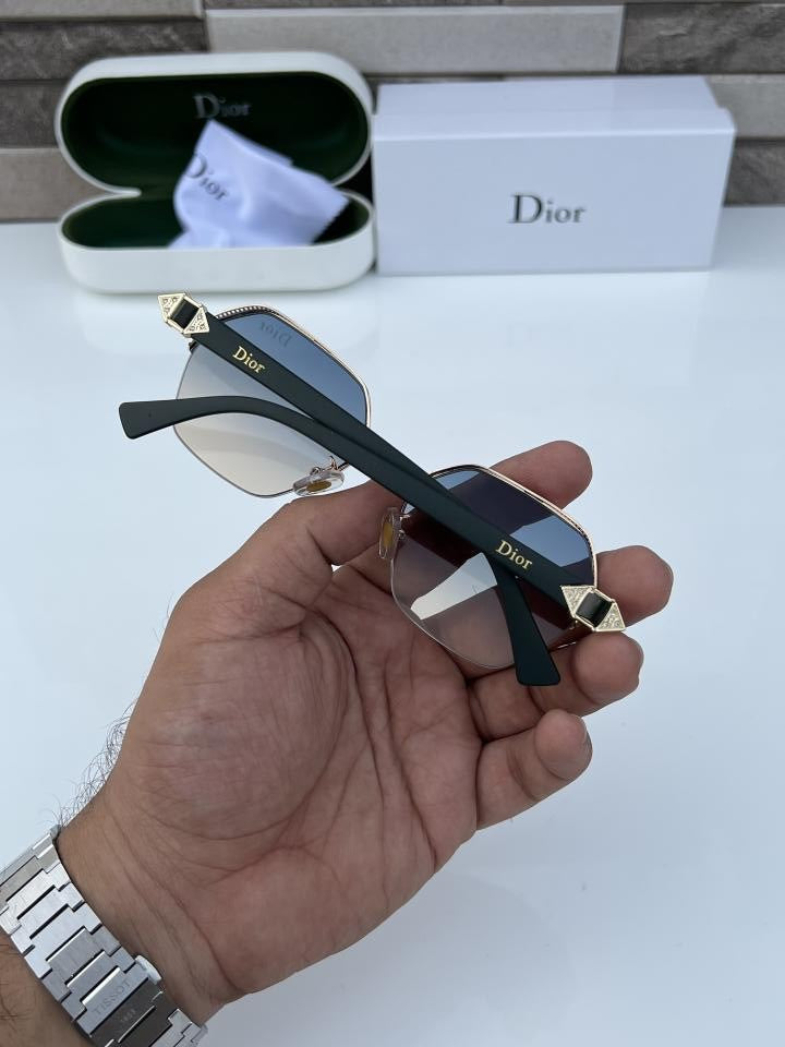 Dior 751 sea green